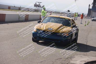 media/Oct-25-2025-CalClub SCCA (Sat) [[34c778dfbe]]/Around the Pits/